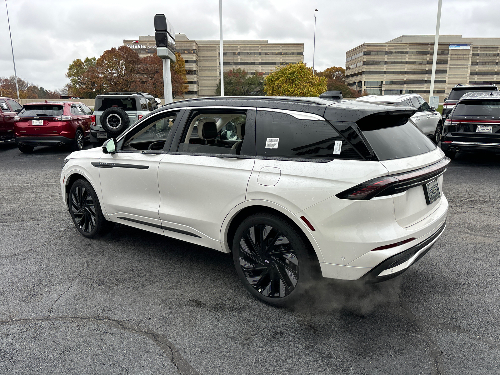 2024 Lincoln Nautilus Black Label 5