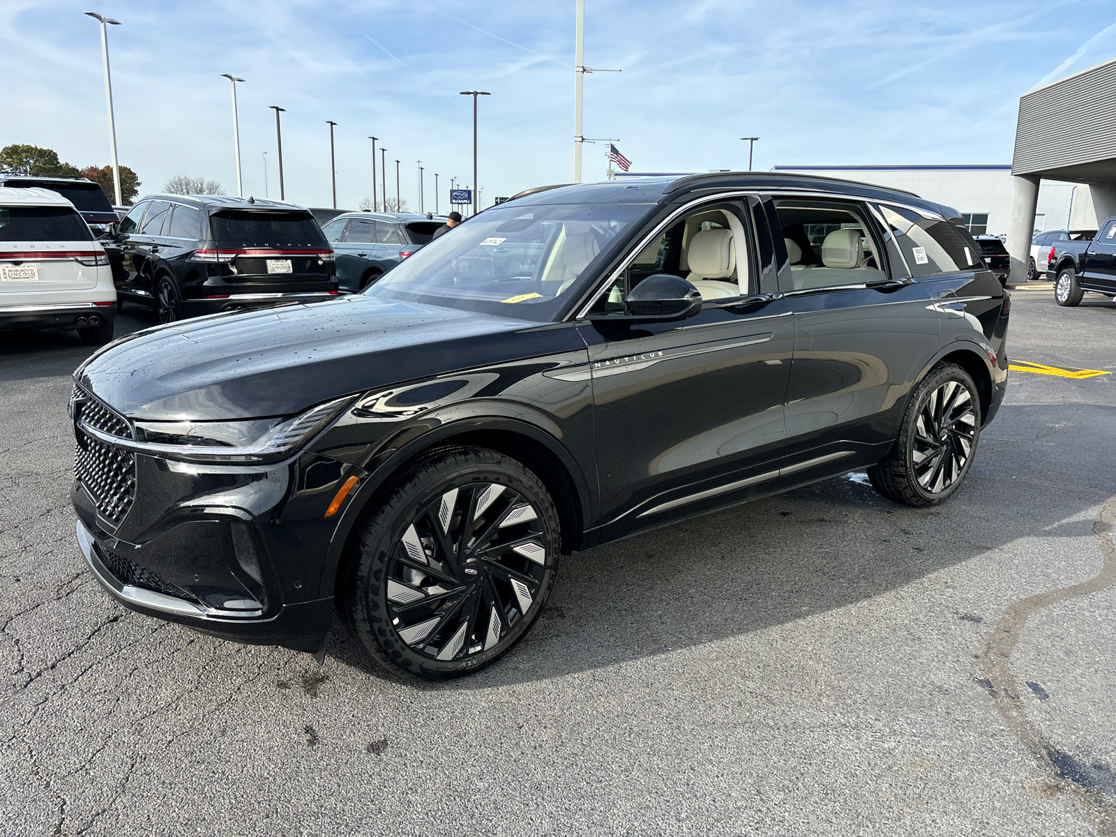 2024 Lincoln Nautilus Black Label 3