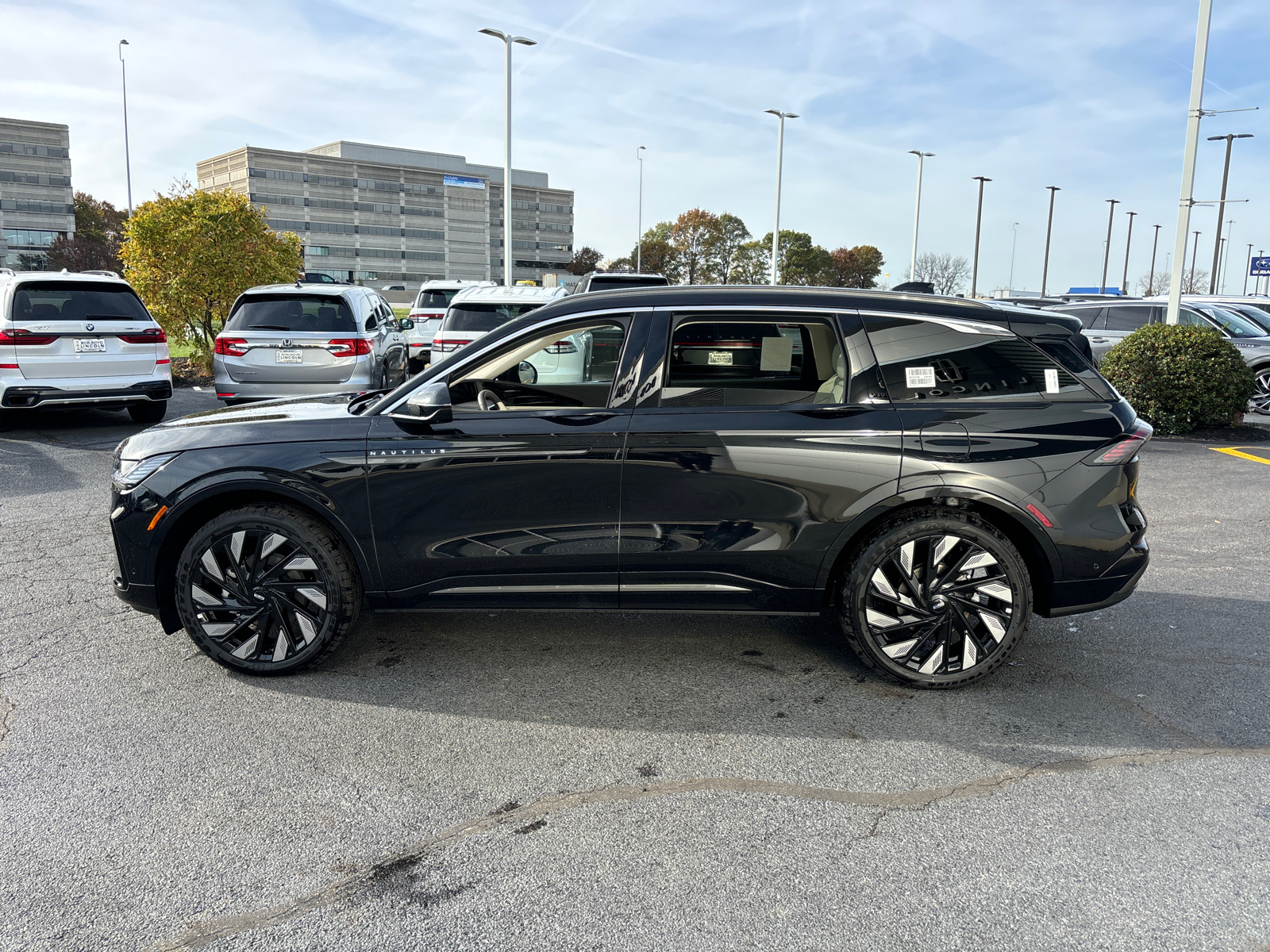 2024 Lincoln Nautilus Black Label 4