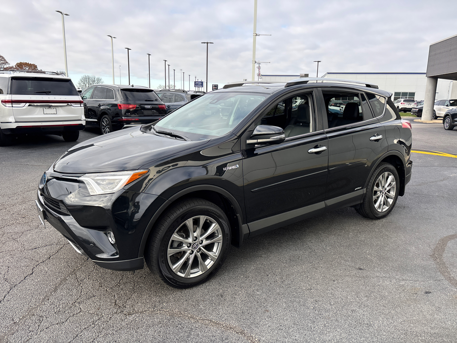 2016 Toyota RAV4 Hybrid Limited 3