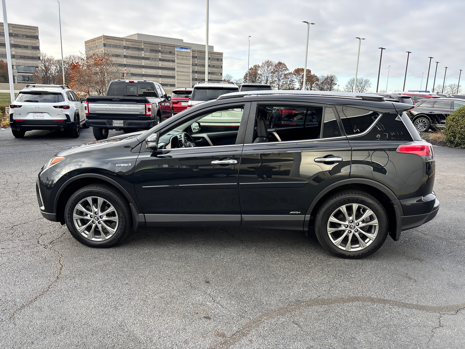 2016 Toyota RAV4 Hybrid Limited 4