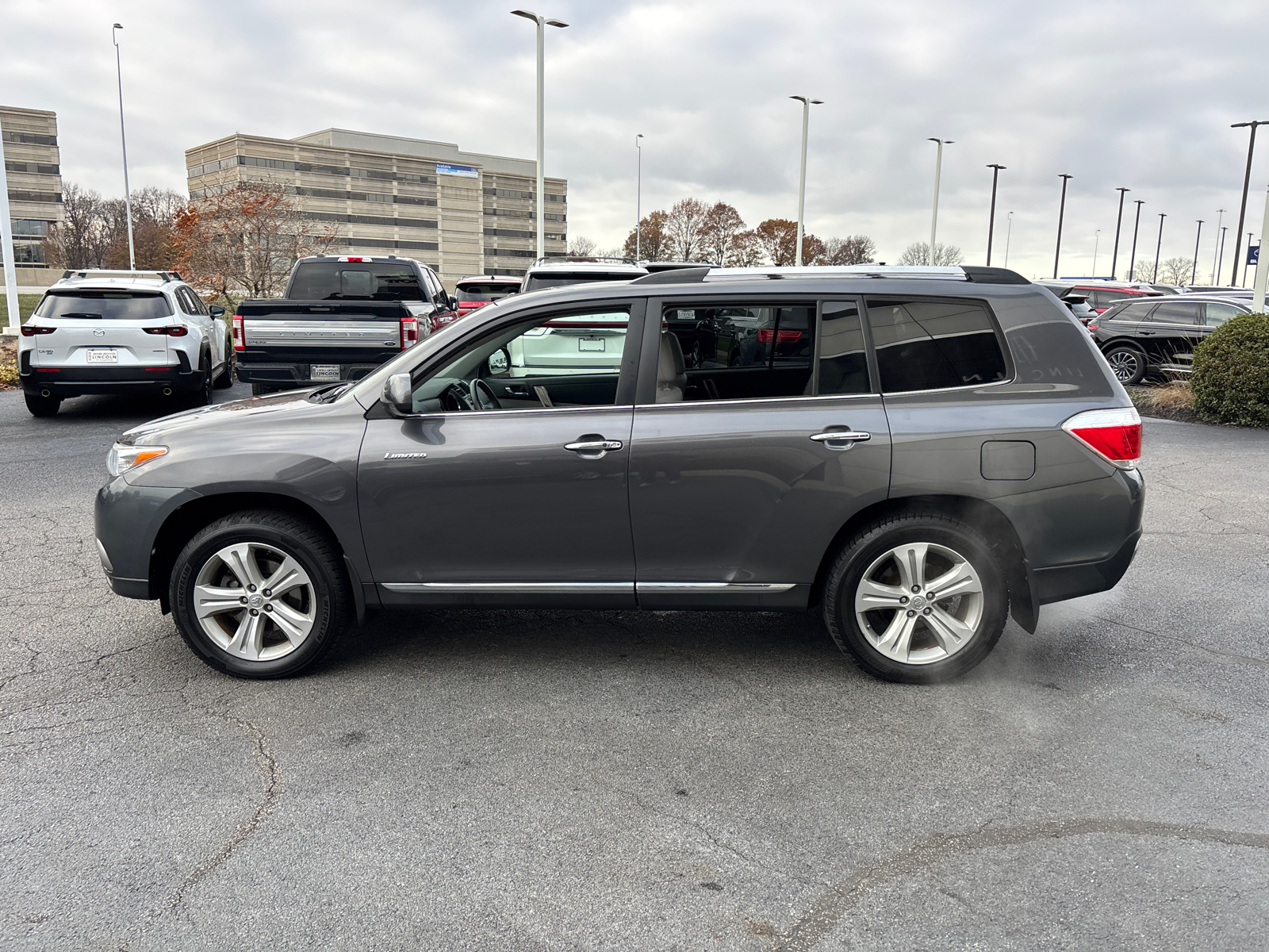 2013 Toyota Highlander Limited 4