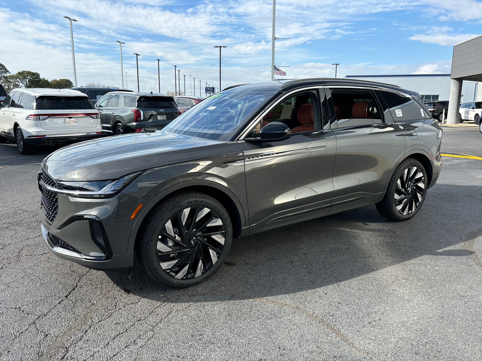 2025 Lincoln Nautilus Black Label 3