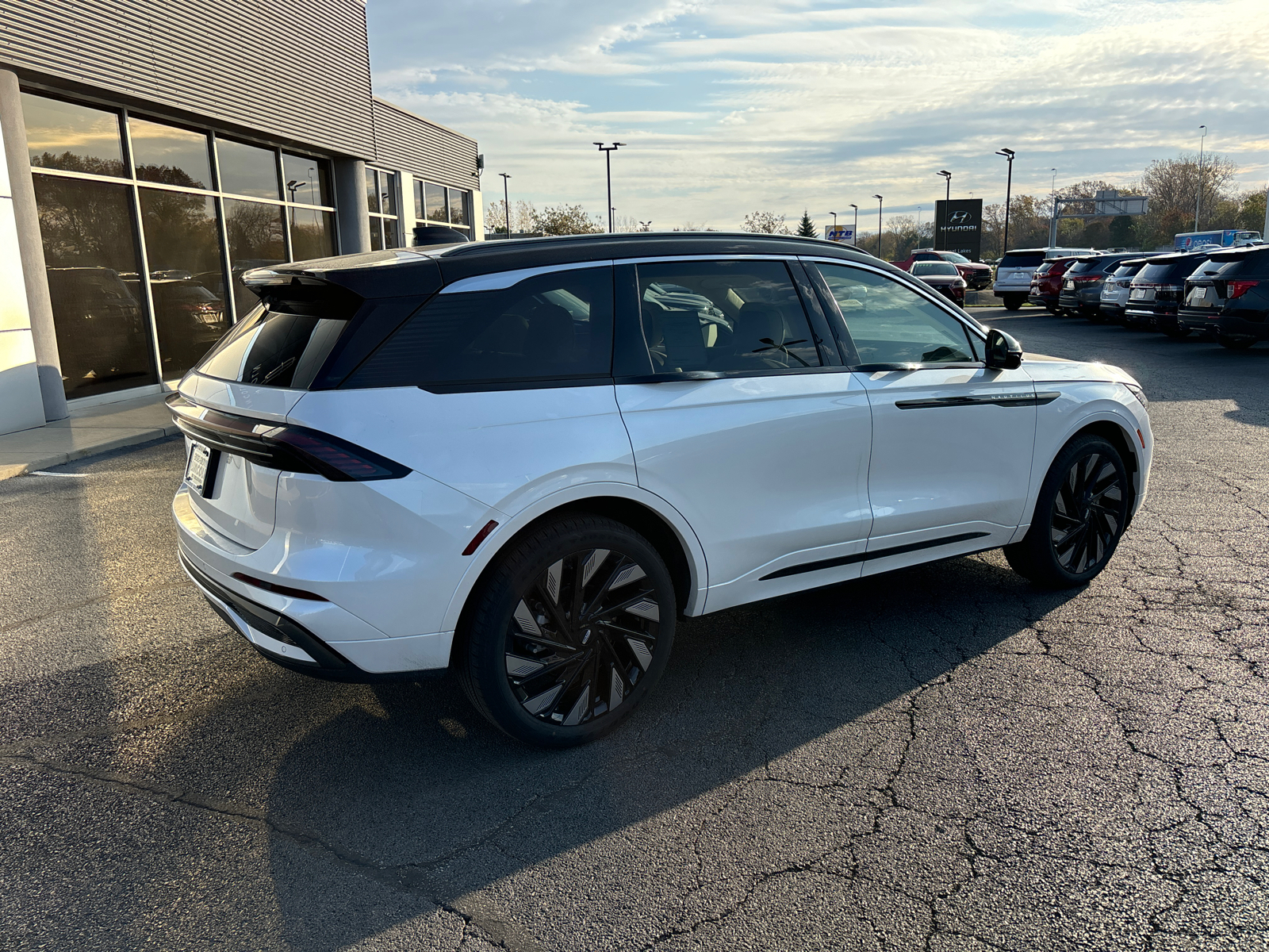 2025 Lincoln Nautilus Black Label 7