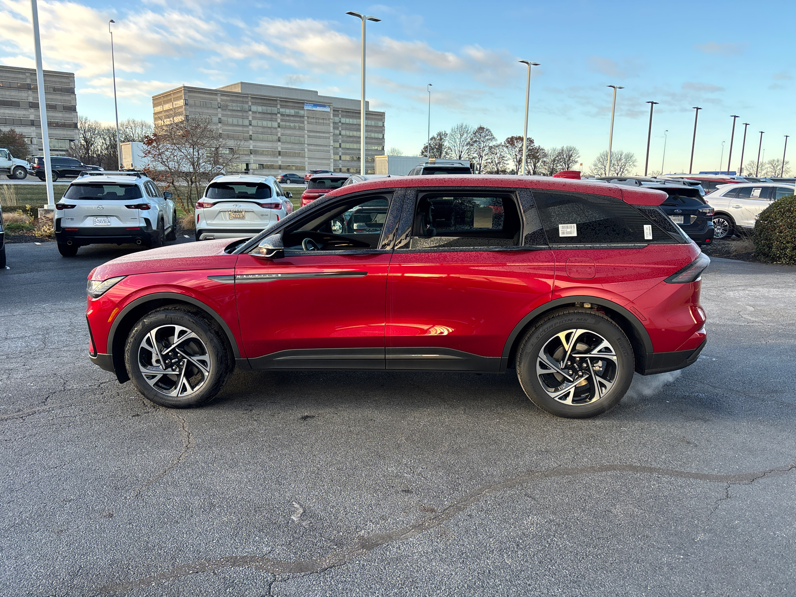 2025 Lincoln Nautilus Premiere 4