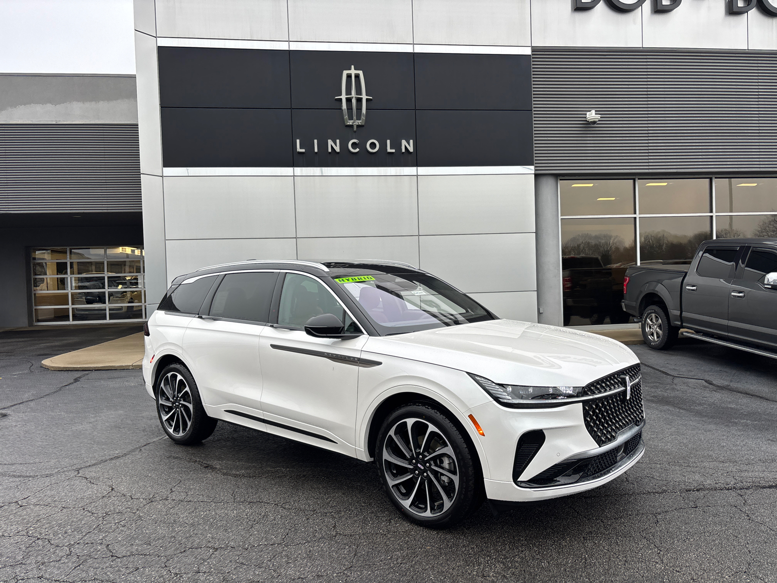 2025 Lincoln Nautilus Black Label 1