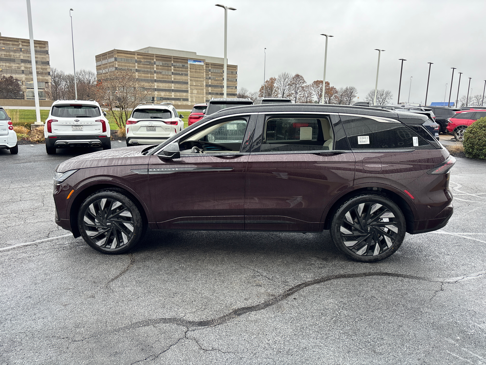 2025 Lincoln Nautilus Black Label 4