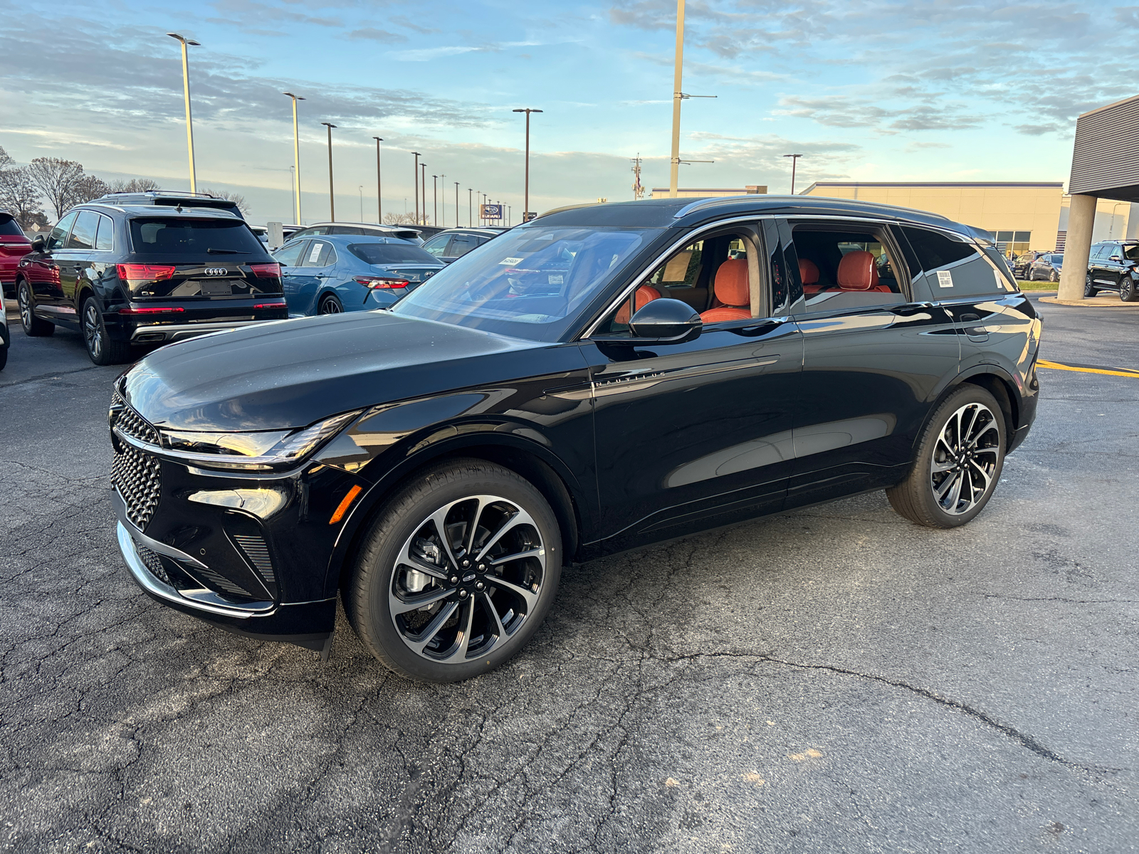 2025 Lincoln Nautilus Black Label 3