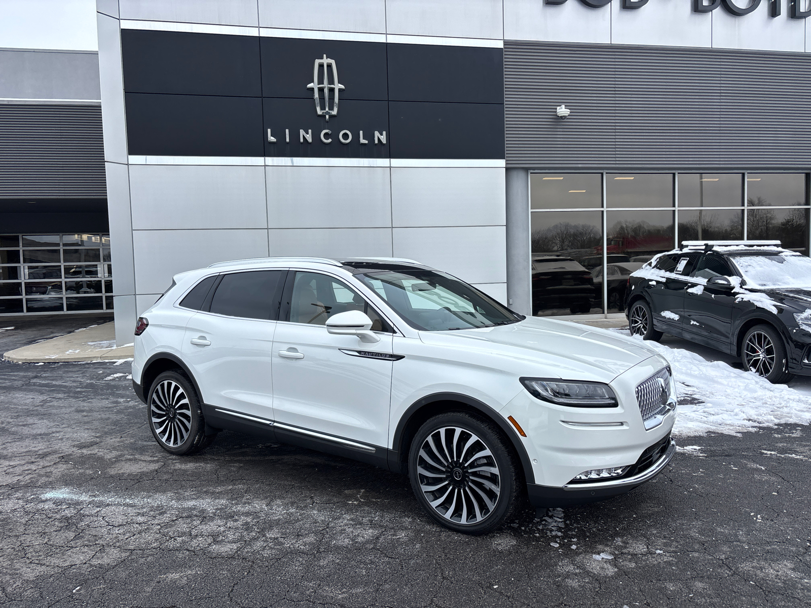 2022 Lincoln Nautilus Black Label 1