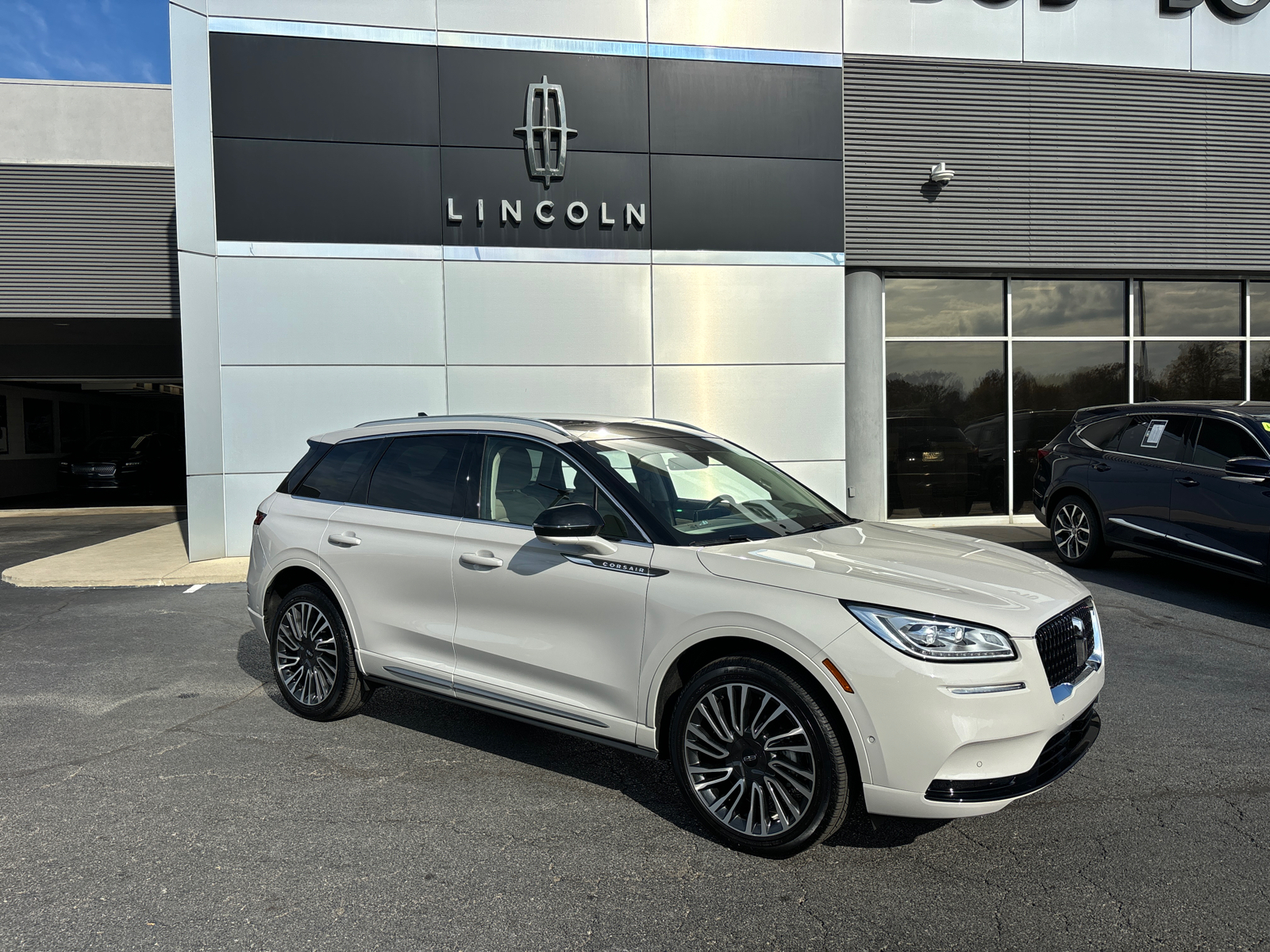 2021 Lincoln Corsair Reserve 1