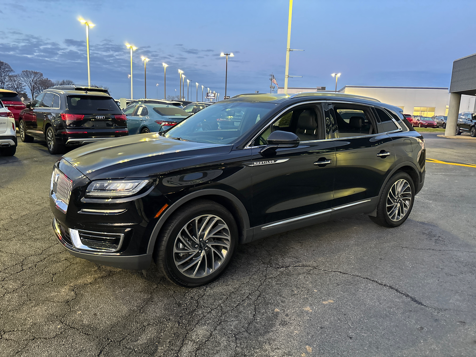 2019 Lincoln Nautilus Reserve 3