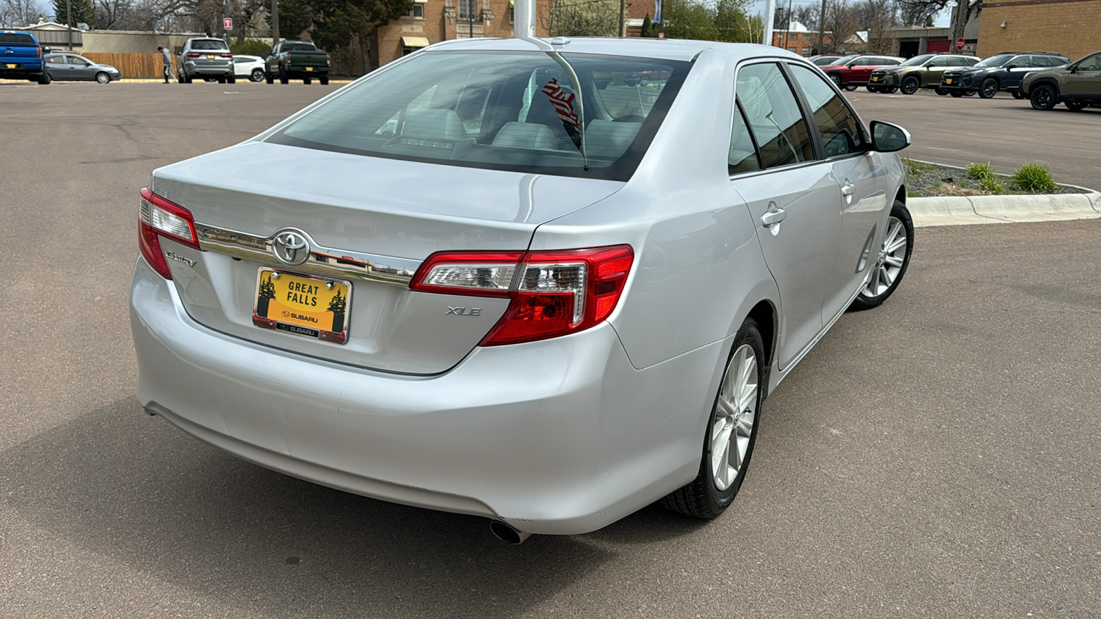 2012 Toyota Camry XLE 12