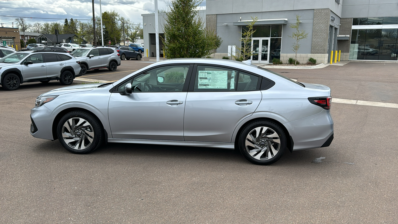 2024 Subaru Legacy Limited 8