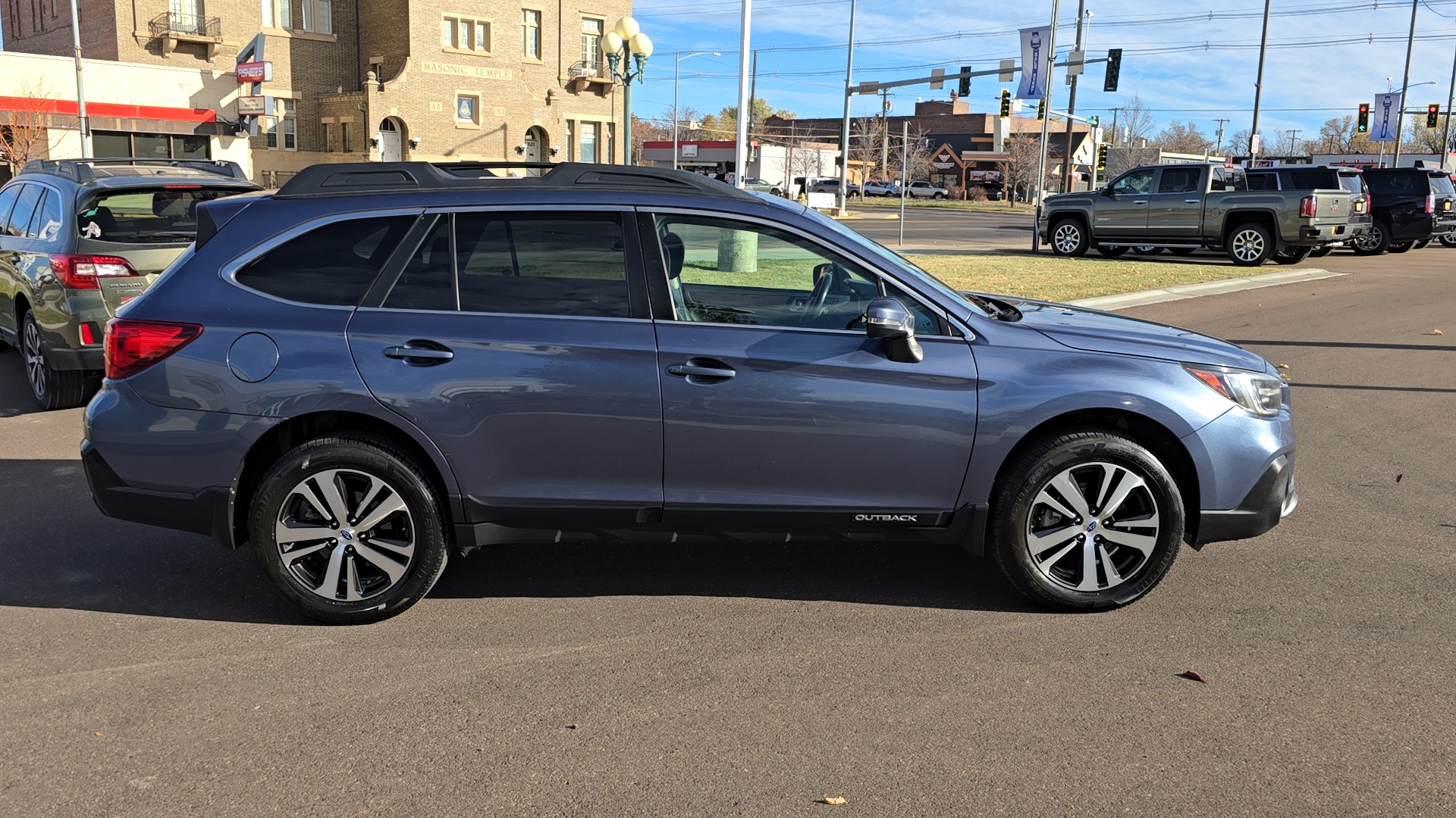 2018 Subaru Outback 2.5i 4