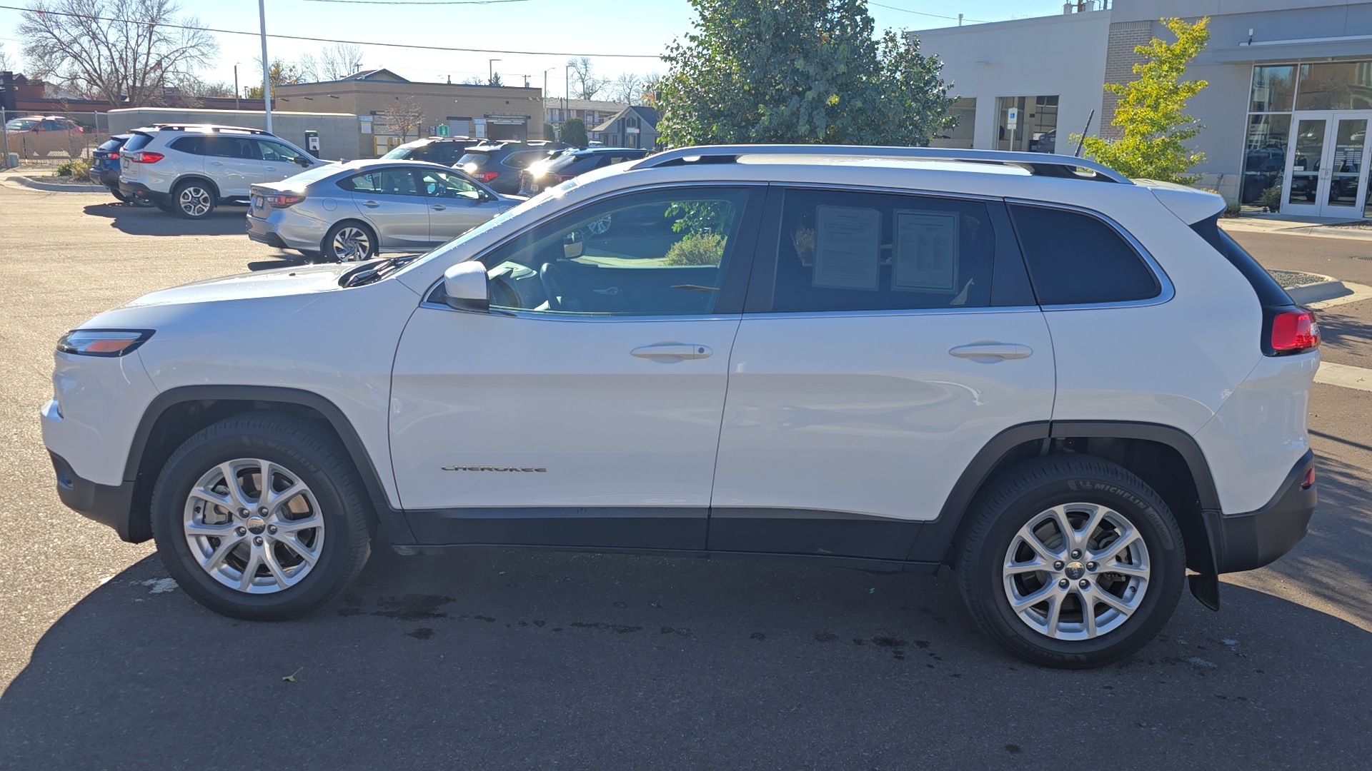 2017 Jeep Cherokee Latitude 8