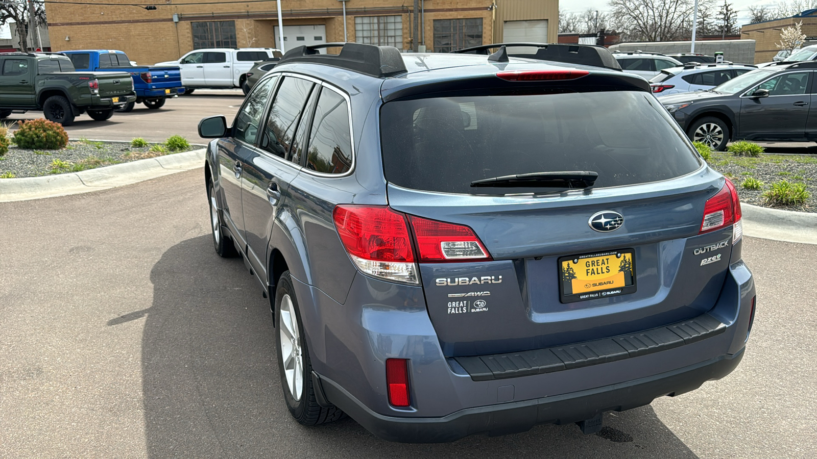 2013 Subaru Outback 2.5i 11