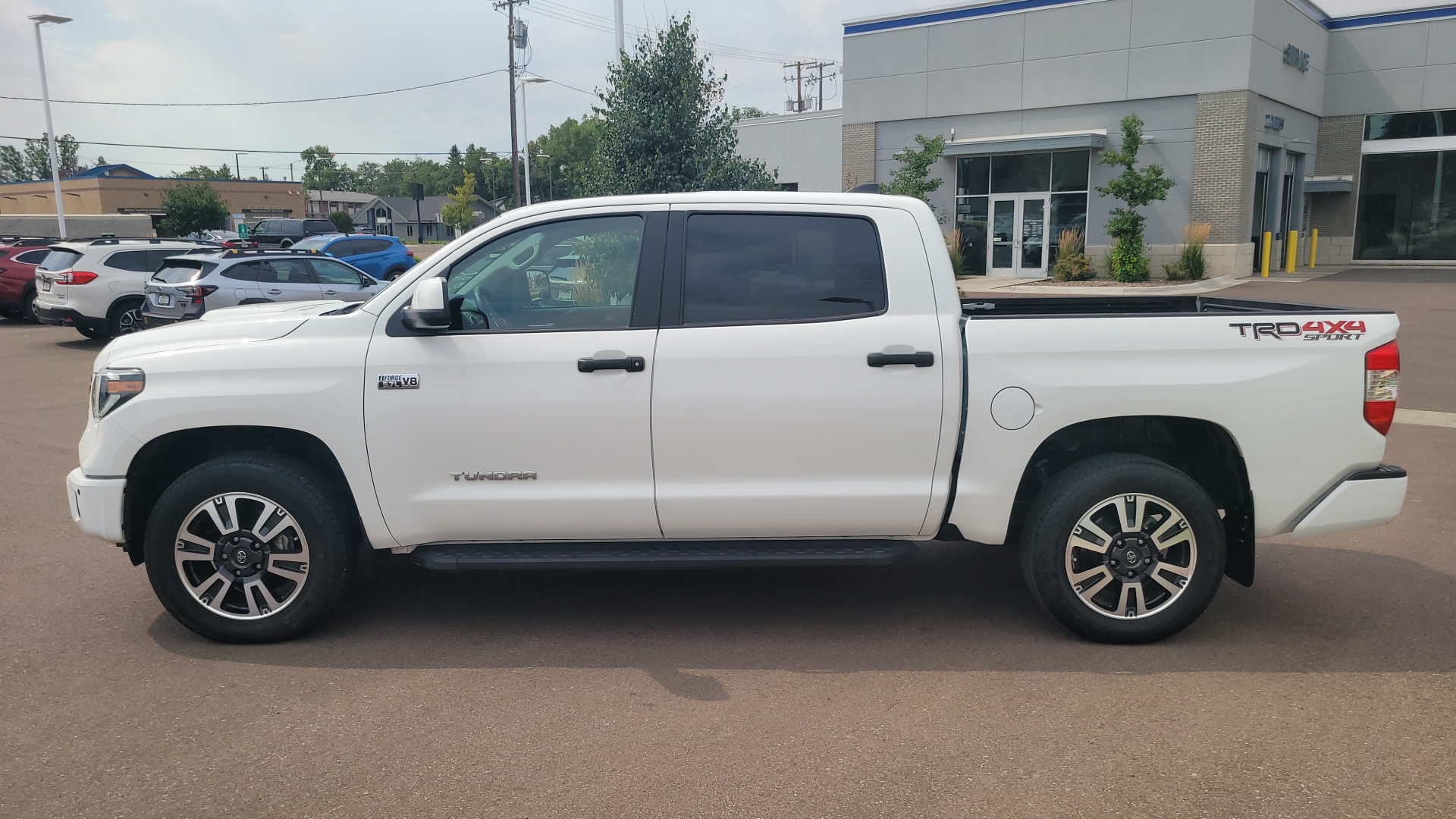 2020 Toyota Tundra SR5 8