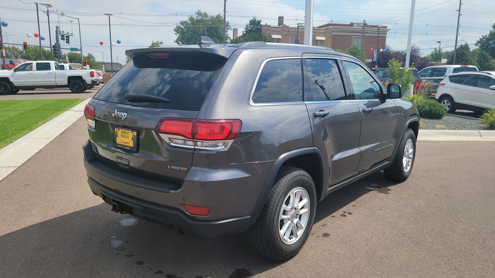 2020 Jeep Grand Cherokee Laredo E 5