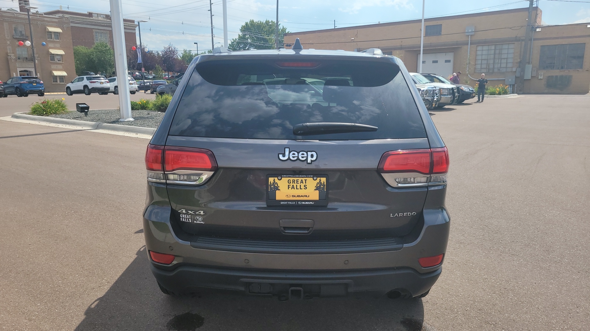 2020 Jeep Grand Cherokee Laredo E 6