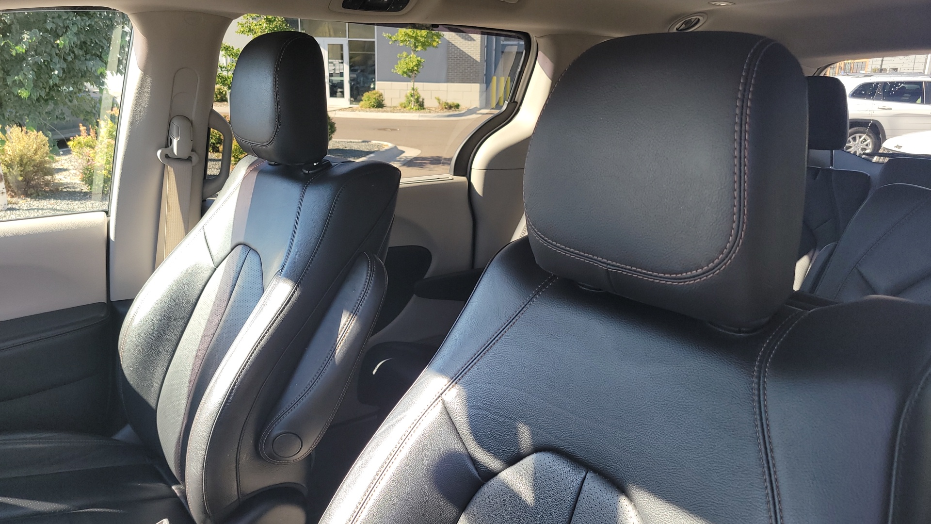 2018 Chrysler Pacifica Touring L Plus 22