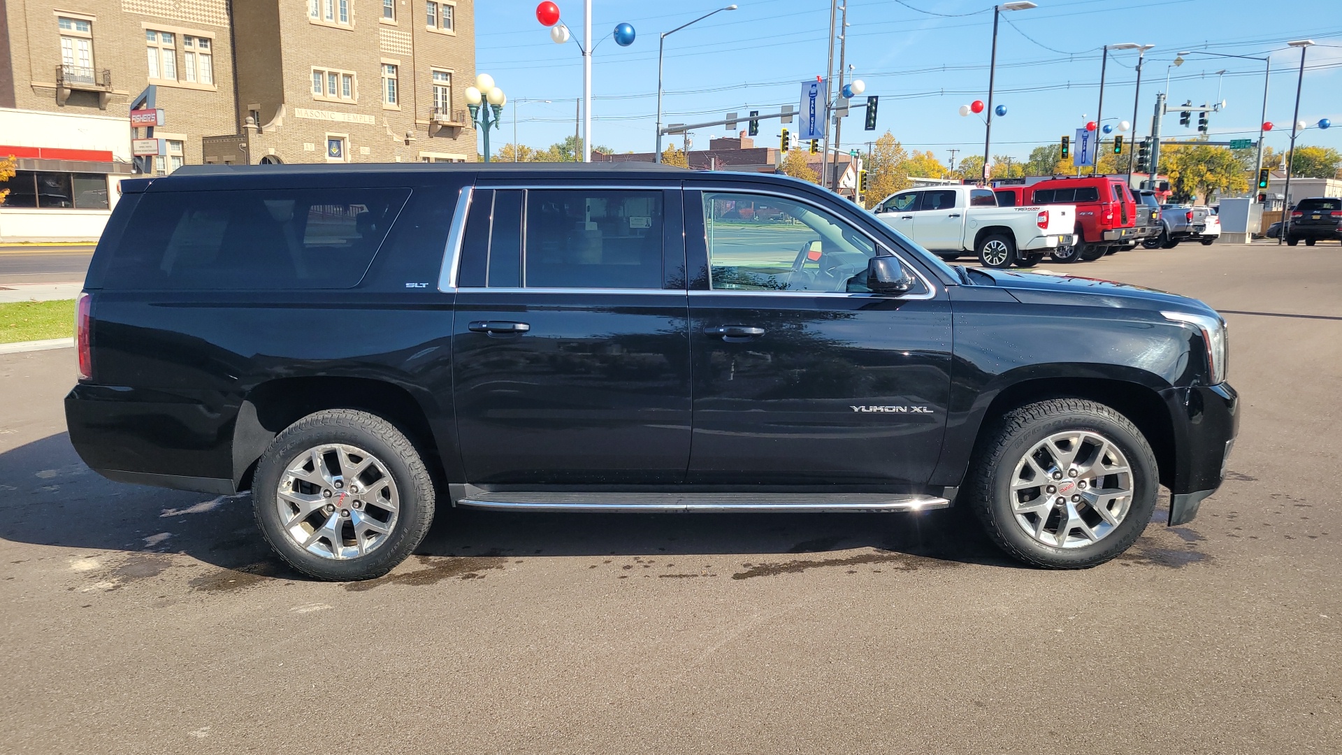 2018 GMC Yukon XL SLT 4