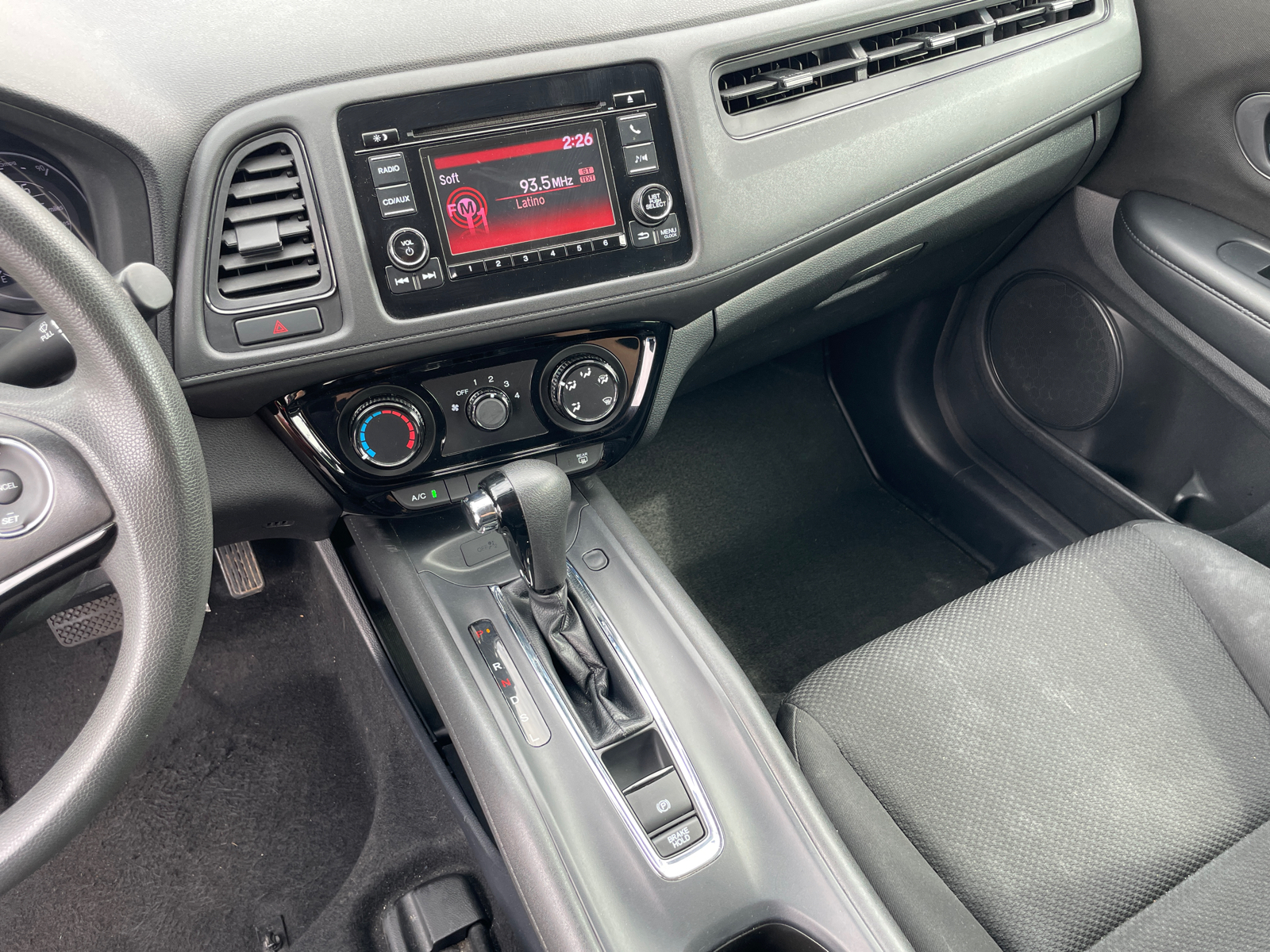 2018 Honda HR-V LX 19