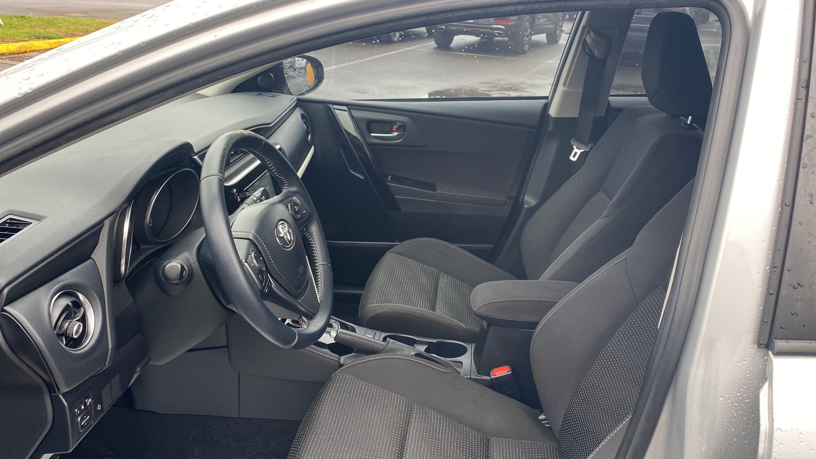 2018 Toyota Corolla iM BASE 12
