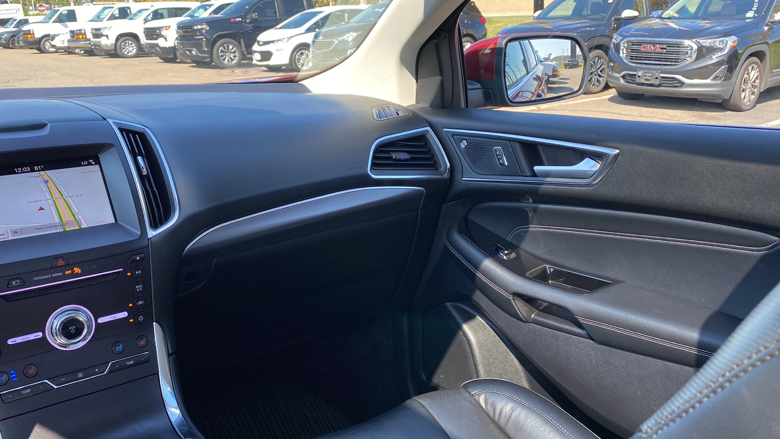 2019 Ford Edge Titanium 26