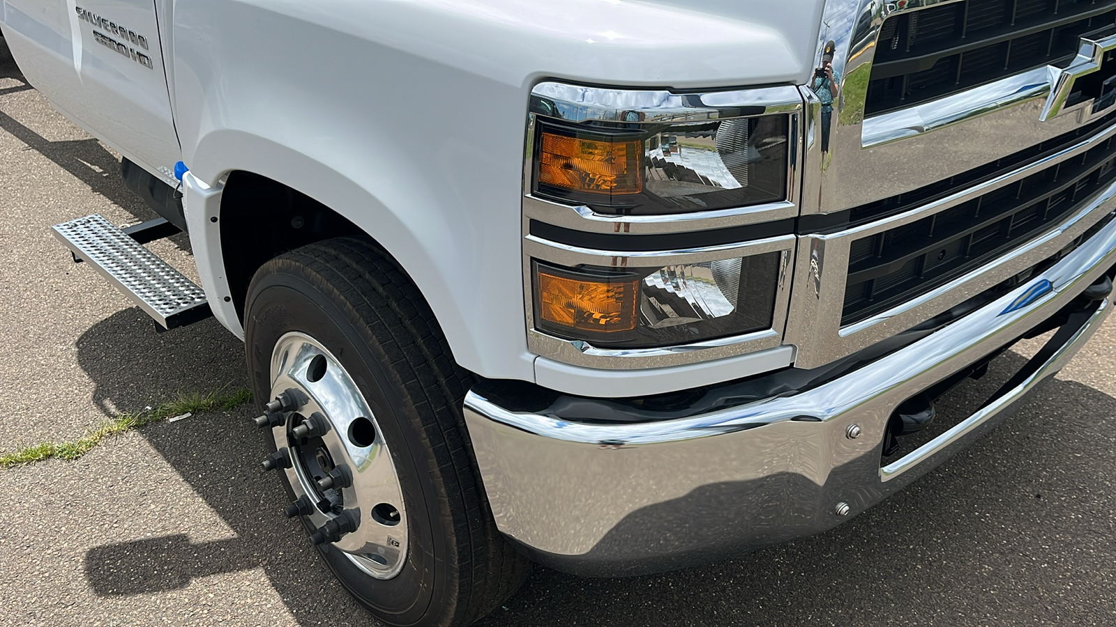 2024 Chevrolet Silverado 5500 HD Work Truck 4