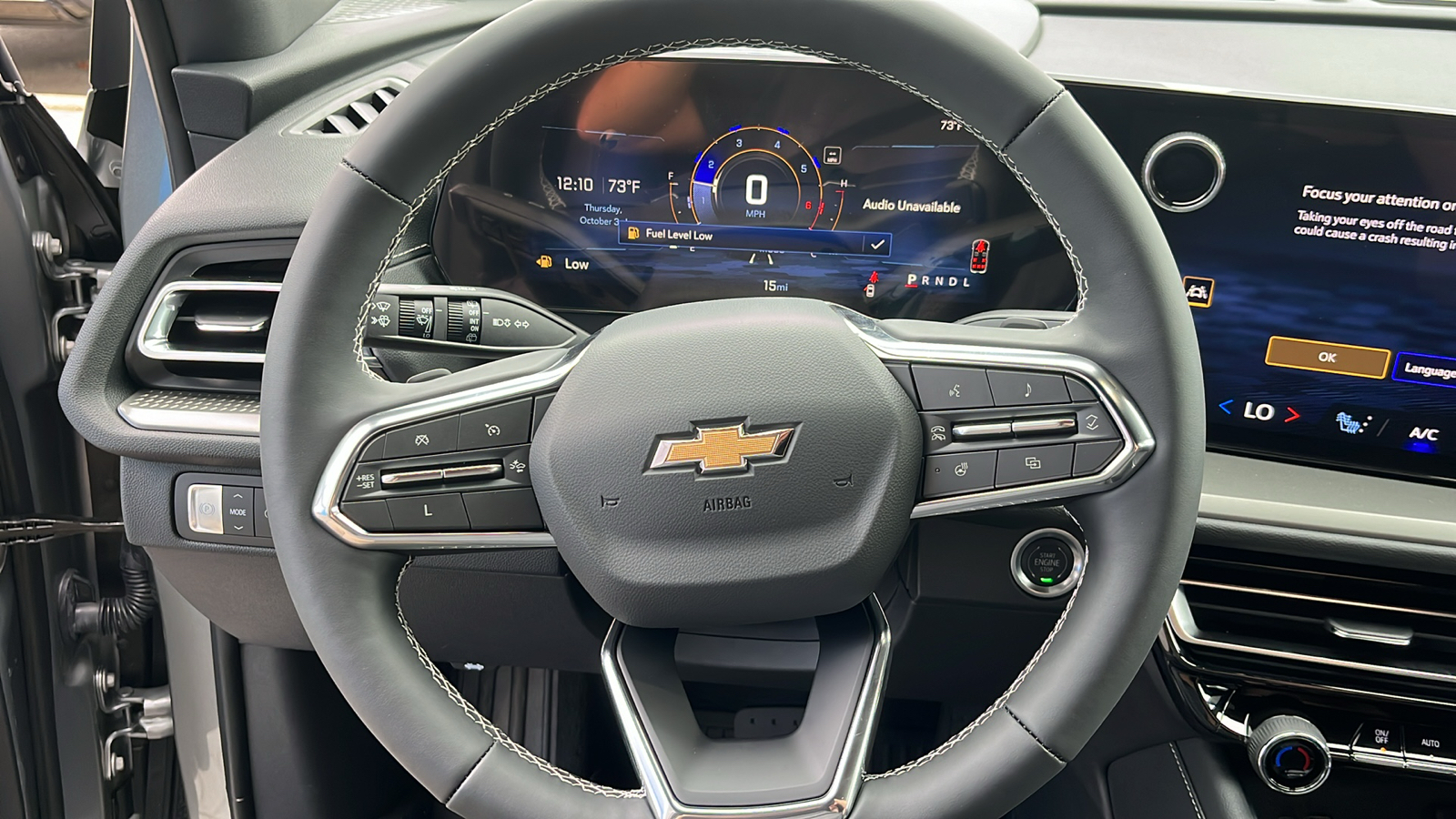 2024 Chevrolet Traverse LT 8