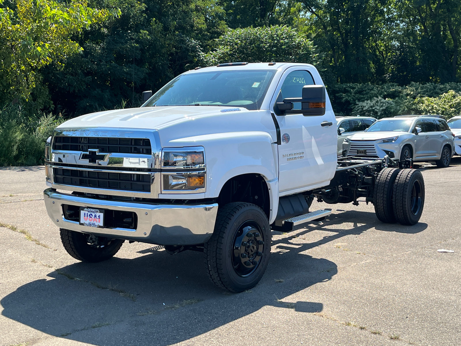 2024 Chevrolet Silverado 5500 HD Work Truck 1