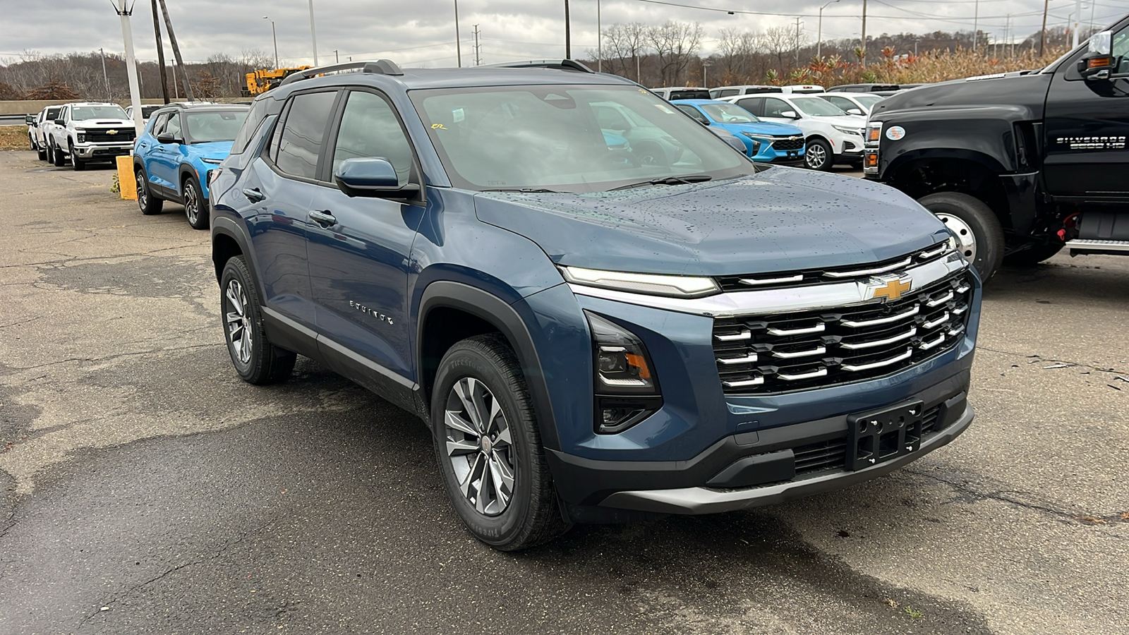 2025 Chevrolet Equinox LT 3