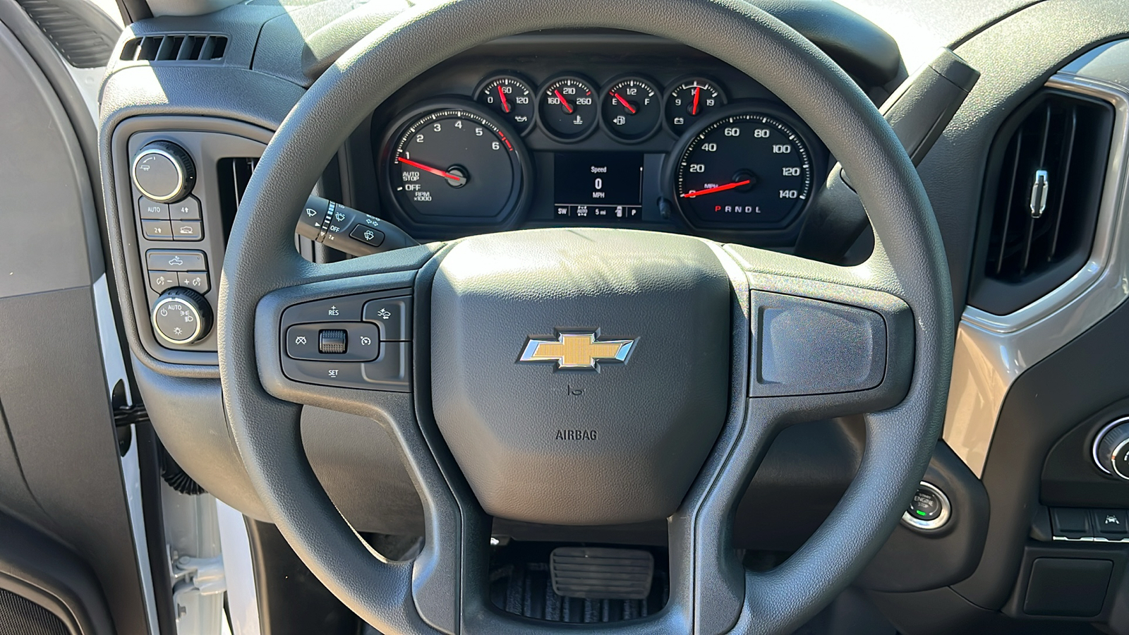 2025 Chevrolet Silverado 1500 WT 8