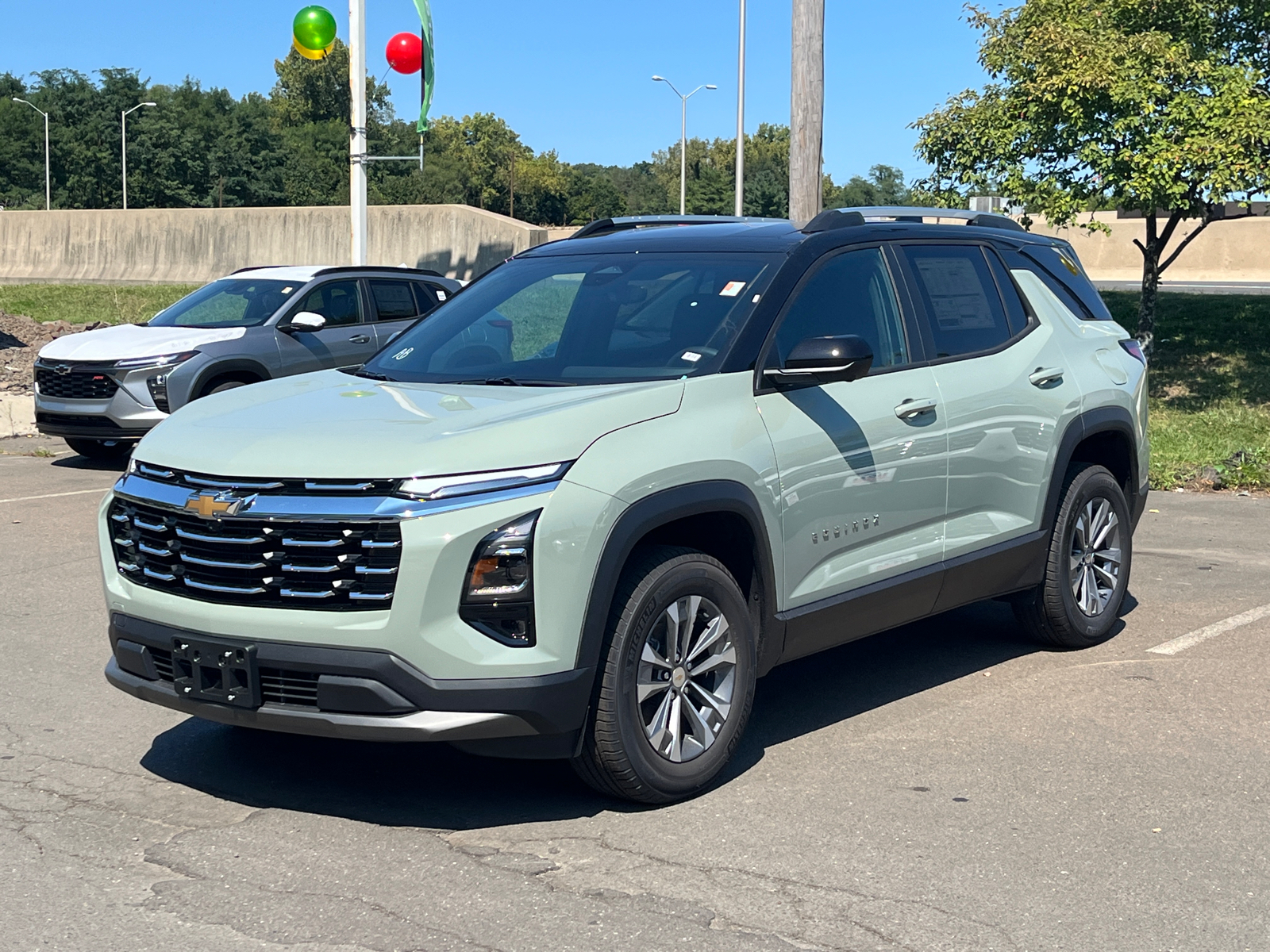 2025 Chevrolet Equinox LT 1