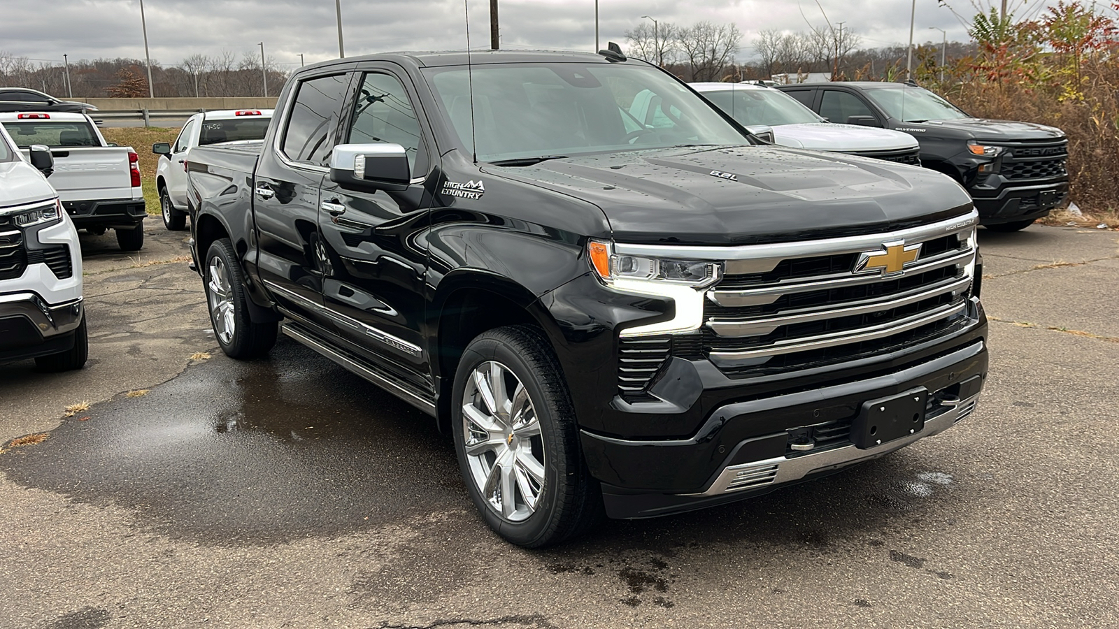 2025 Chevrolet Silverado 1500 High Country 3