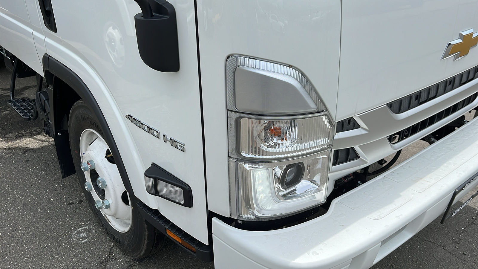 2024 Chevrolet Low Cab Forward 4500 NA 4