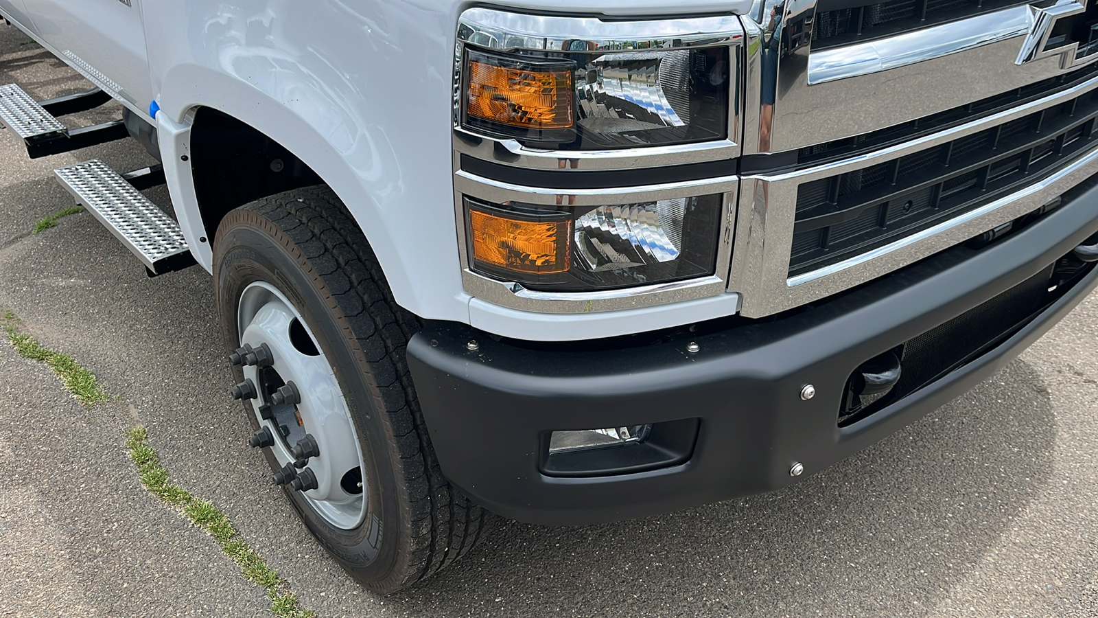 2024 Chevrolet Silverado Chassis Cab Work Truck 4