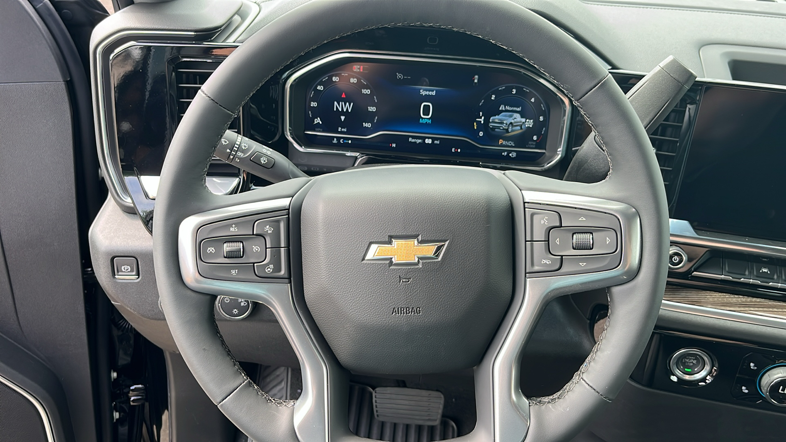 2024 Chevrolet Silverado 1500 LT (2FL) 8