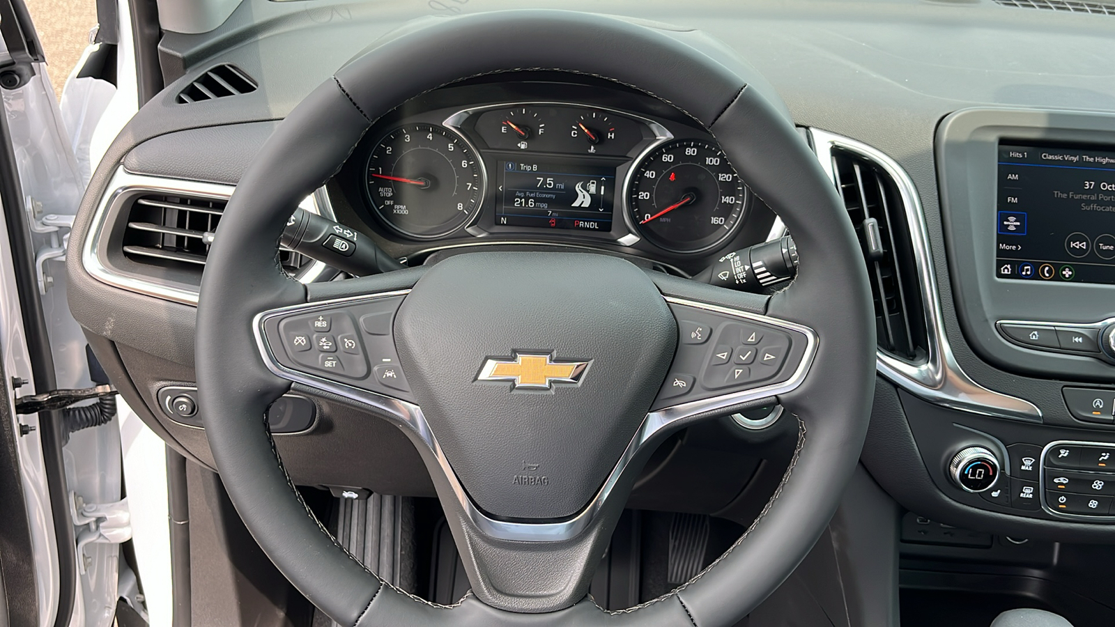 2024 Chevrolet Equinox LT 8