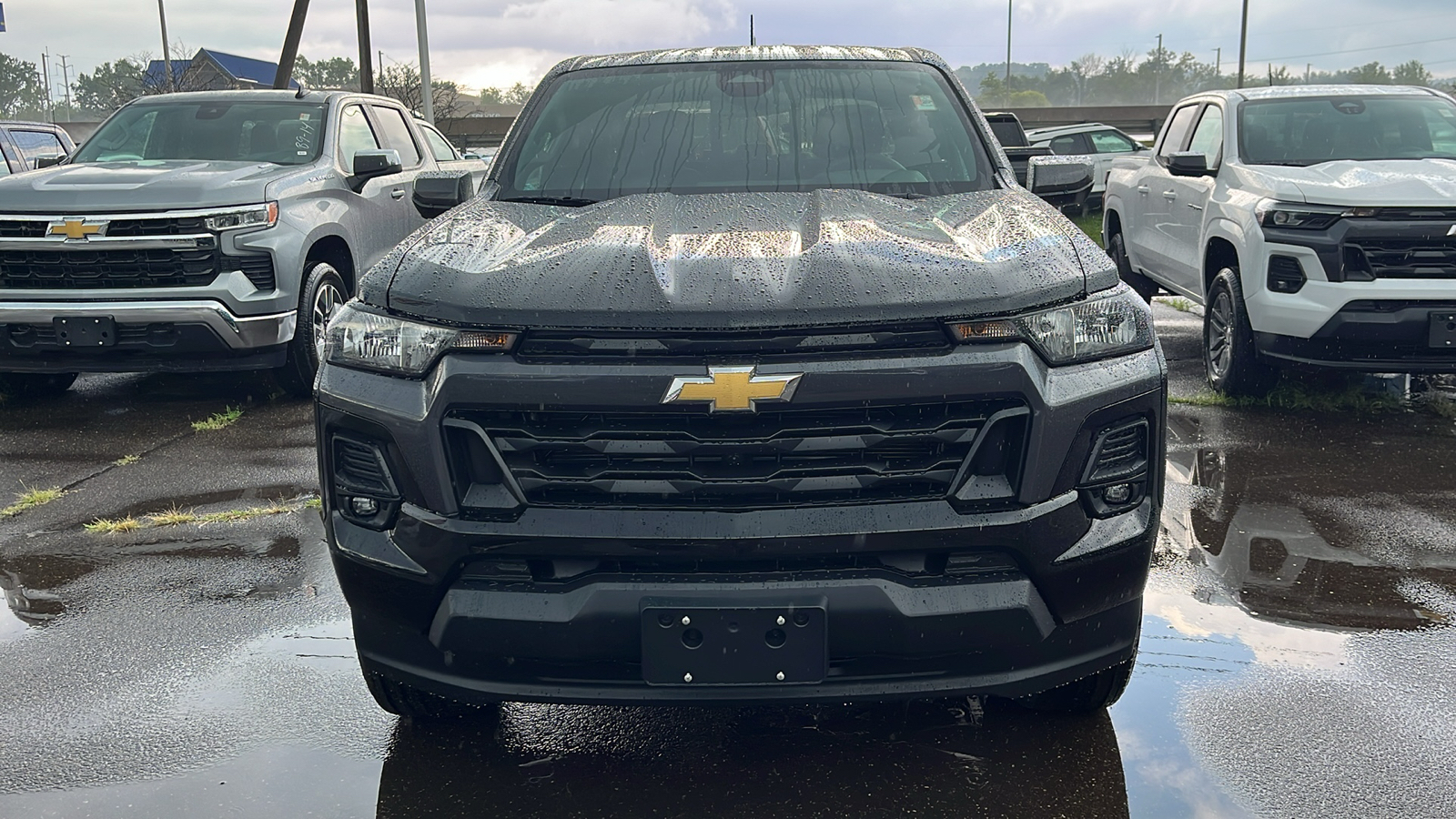 2024 Chevrolet Colorado LT 2