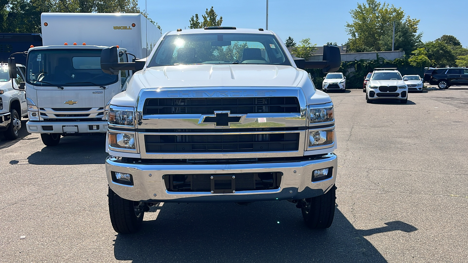 2024 Chevrolet Silverado 6500 HD Work Truck 2