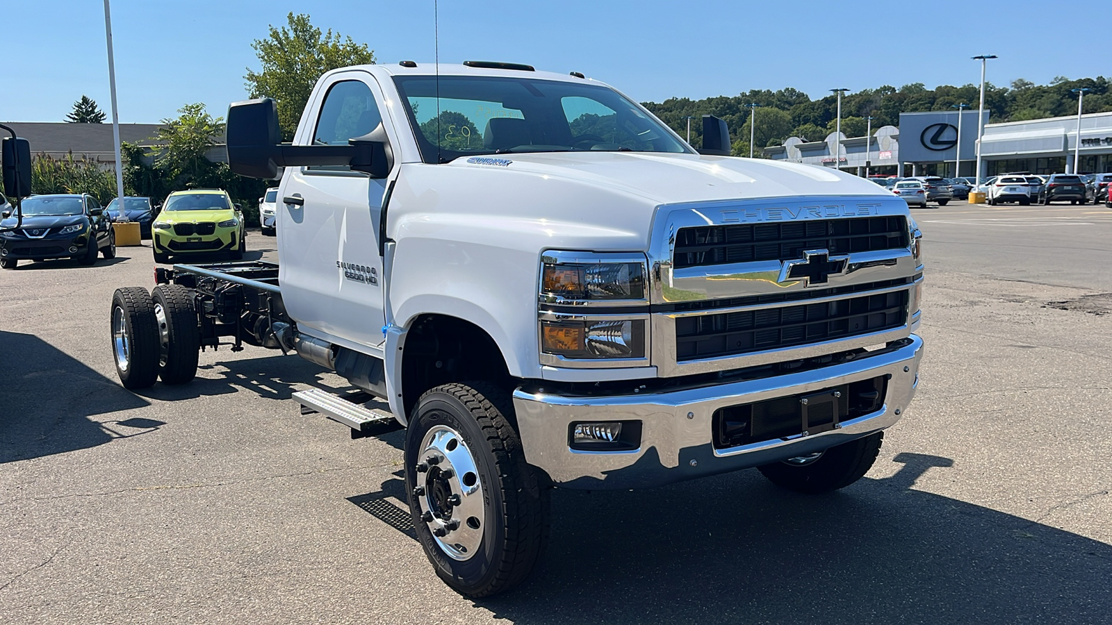 2024 Chevrolet Silverado 6500 HD Work Truck 3