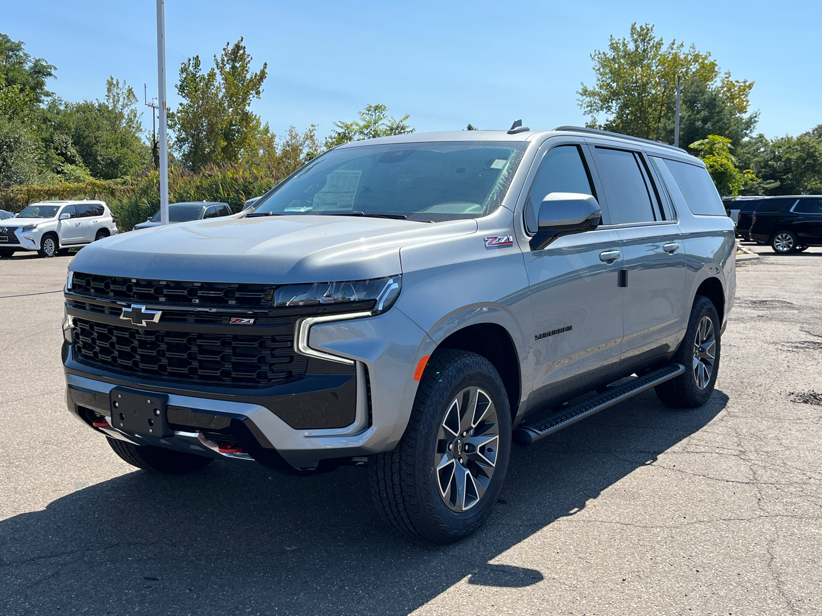 2024 Chevrolet Suburban Z71 1