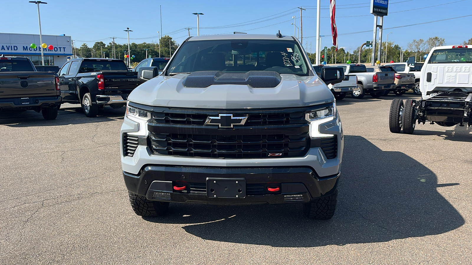 2024 Chevrolet Silverado 1500 LT Trail Boss 2