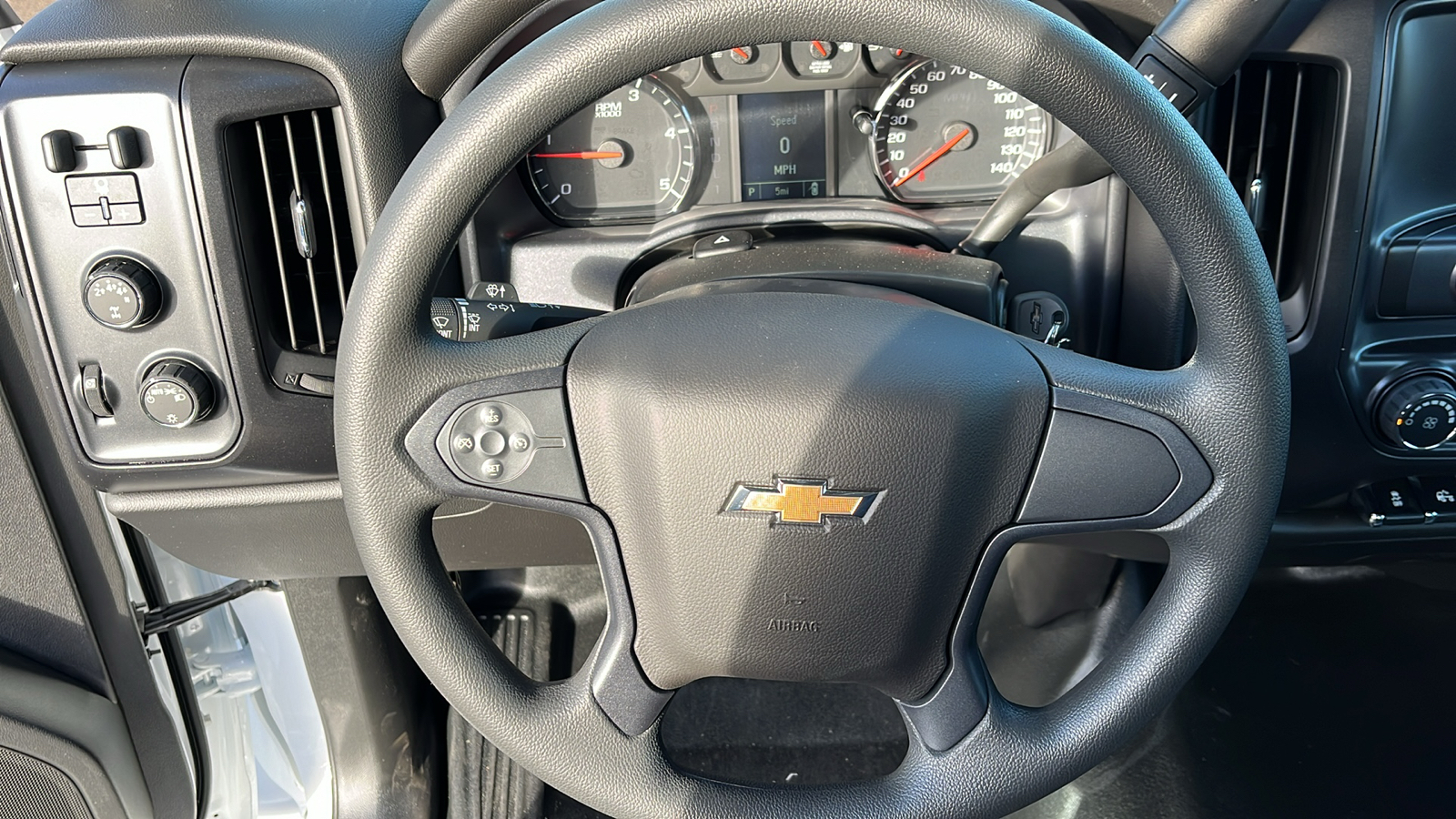 2024 Chevrolet Silverado 4500 HD Work Truck 8