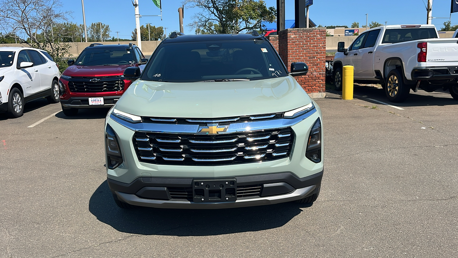 2025 Chevrolet Equinox LT 2