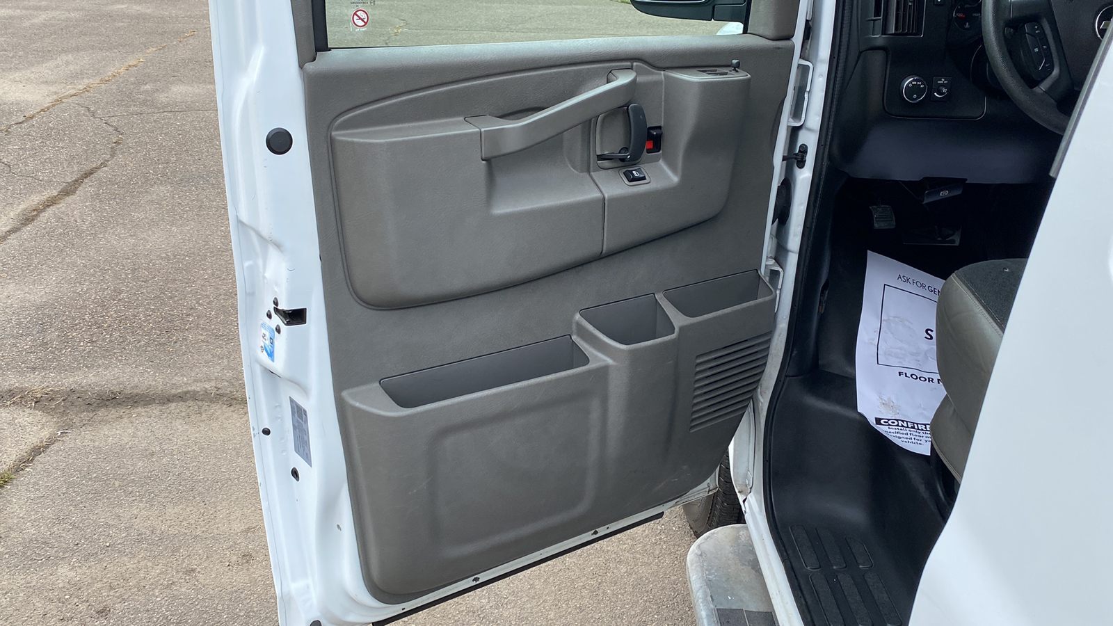 2021 Chevrolet Express Cargo Van  11