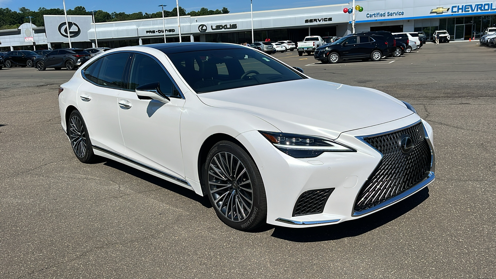 2024 Lexus LS  500 AWD 3