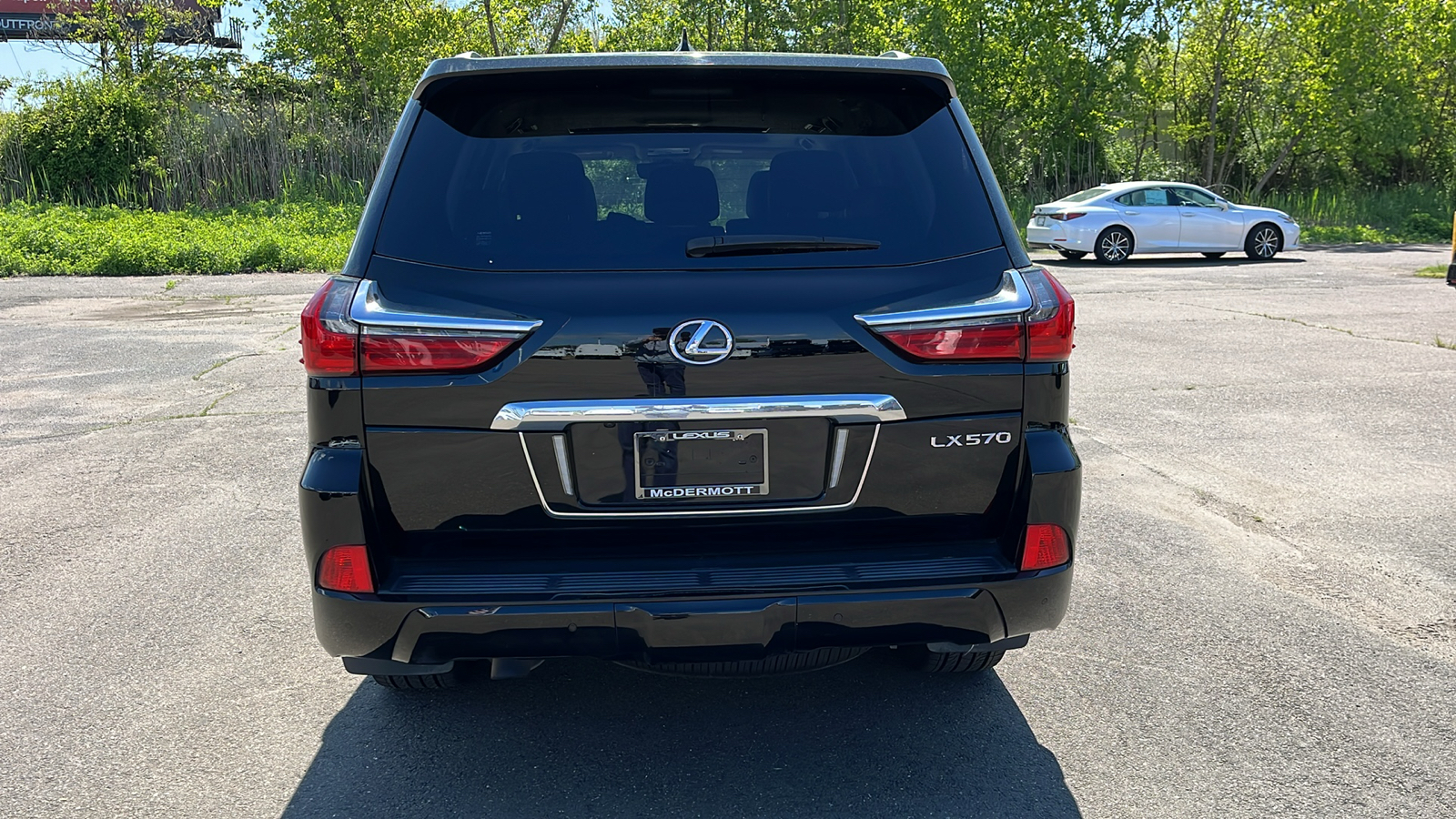 2019 Lexus LX 570  6
