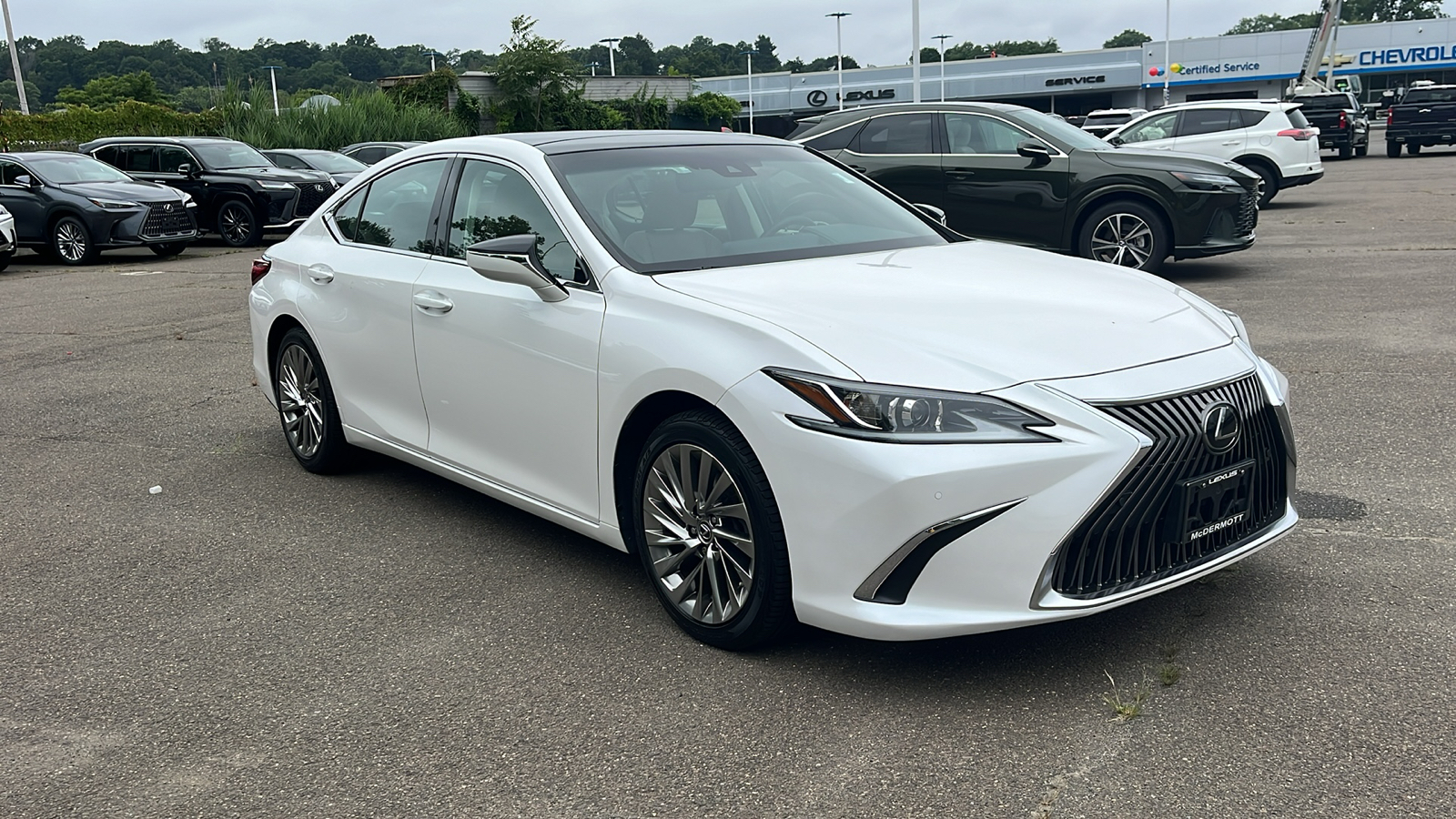 2019 Lexus ES 350 Base 3